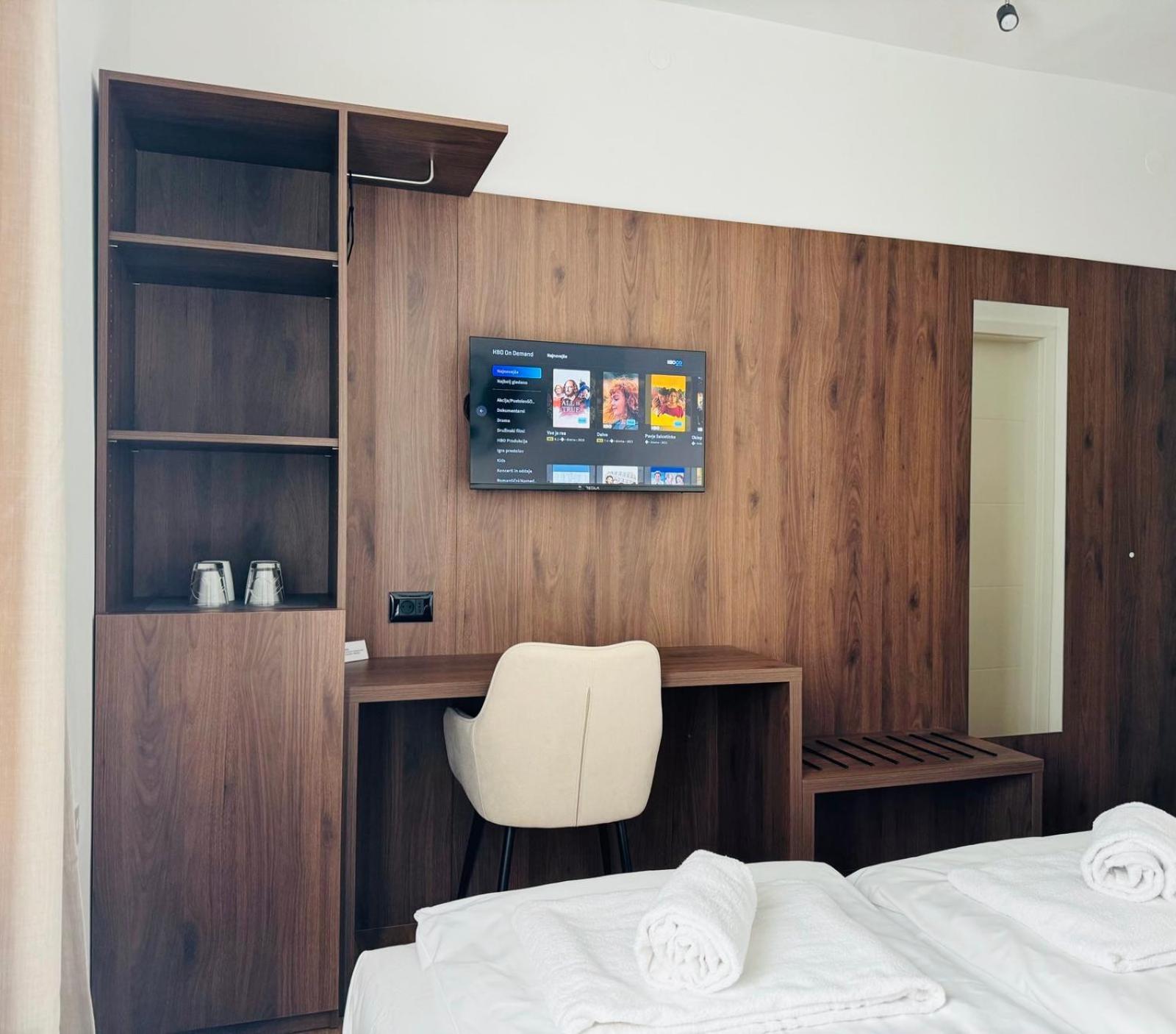 Apartments & Rooms Artemus Belveder Koper Extérieur photo