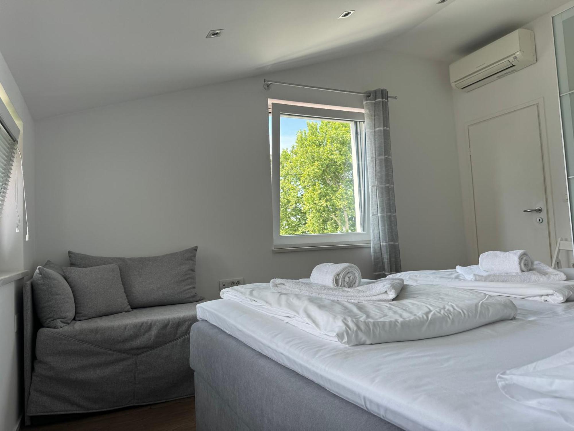 Apartments & Rooms Artemus Belveder Koper Chambre photo