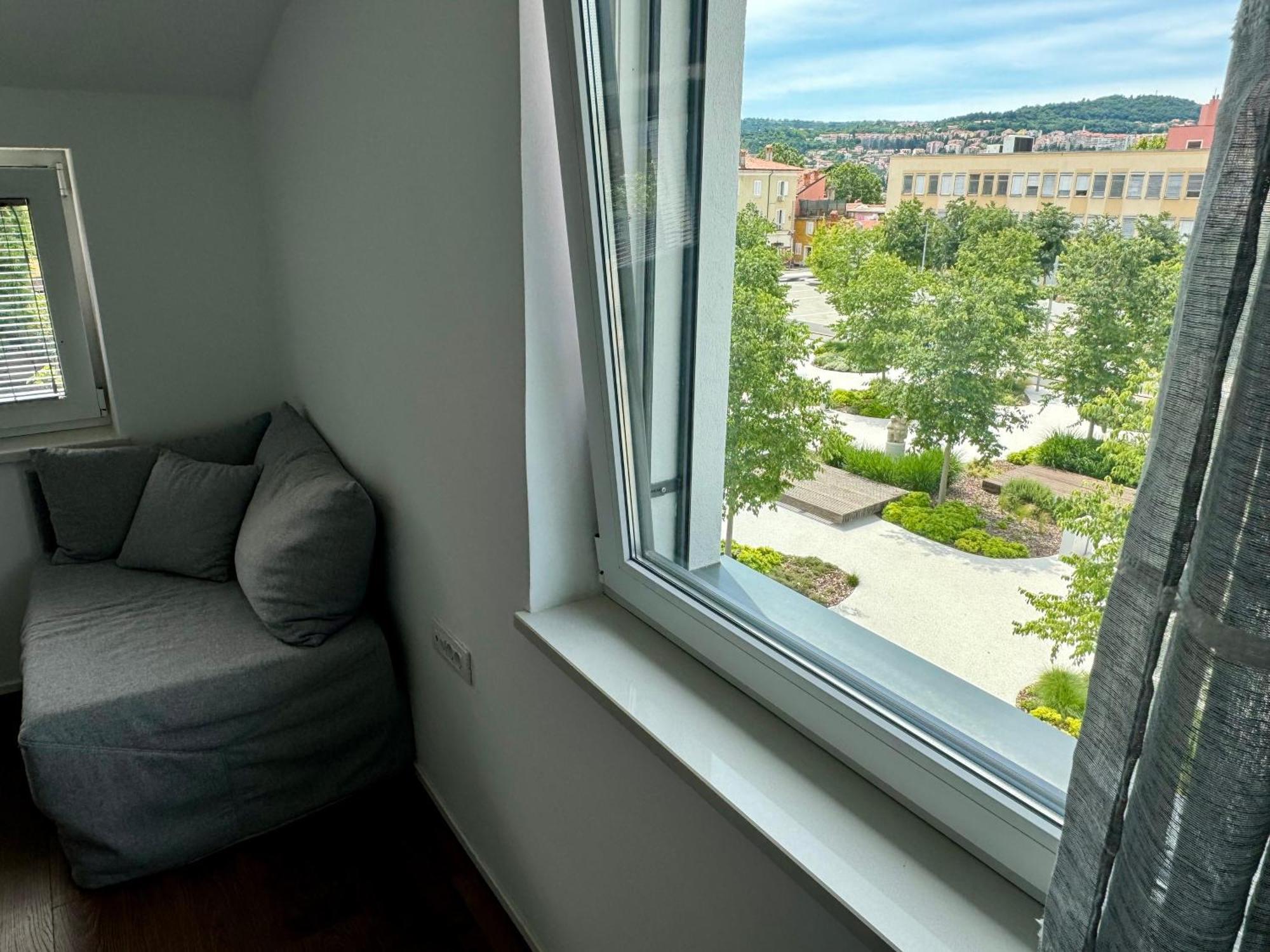 Apartments & Rooms Artemus Belveder Koper Extérieur photo